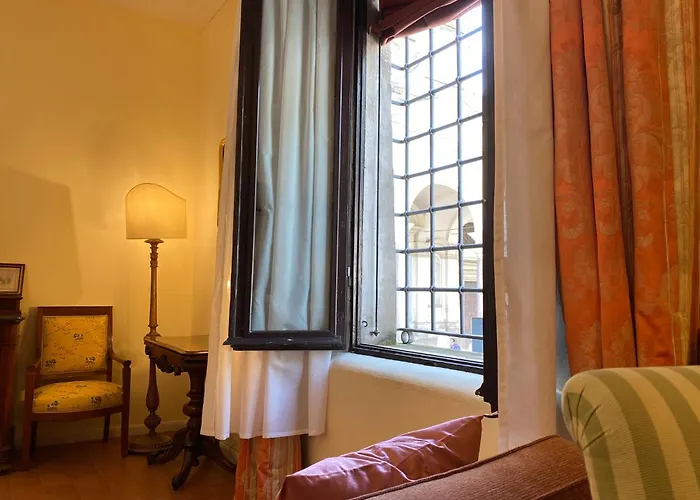 Palazzo Farini * Rávena