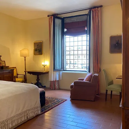 Alojamento de Acomodação e Pequeno-almoço Palazzo Farini Ravena