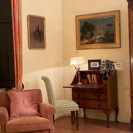 Palazzo Farini *