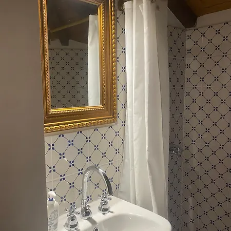 Palazzo Farini B&B
