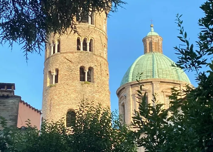 Palazzo Farini Bed and Breakfast