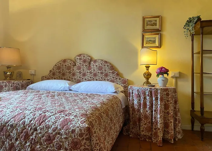 Palazzo Farini Равенна