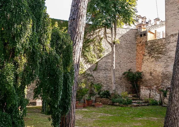 Palazzo Farini Равенна